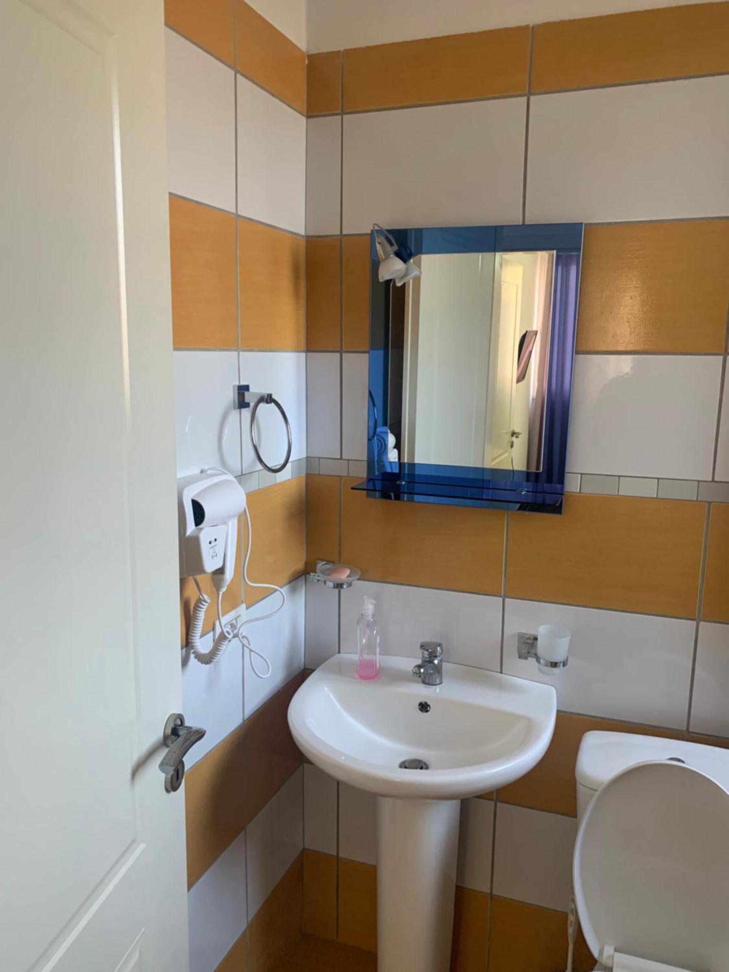 Adriatik Apartaments Саранда Екстер'єр фото